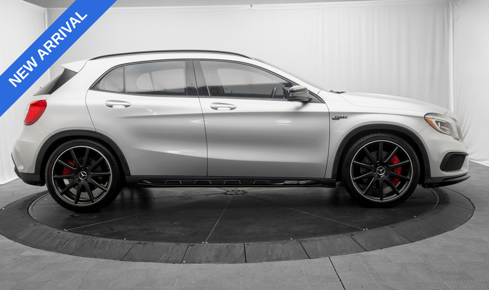 Used 2015 Mercedes-Benz GLA 45 AMG 4MATIC image 8