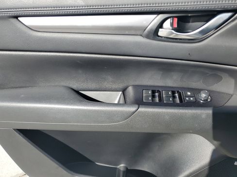 Used 2019 MAZDA CX-5 Touring image 17