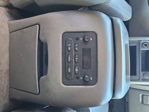 Used 2006 GMC Yukon XL SLT w/ SLT Preferred Equipment Group image 18