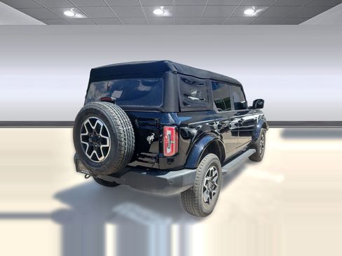 Used 2024 Ford Bronco Outer Banks AWD/4WD image 9