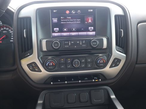 Used 2014 GMC Sierra 1500 SLT w/ SLT Crew Cab Value Package AWD/4WD image 17