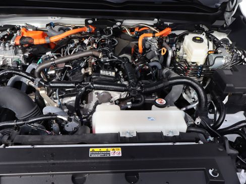 Used 2025 Toyota Tacoma TRD Sport image 44