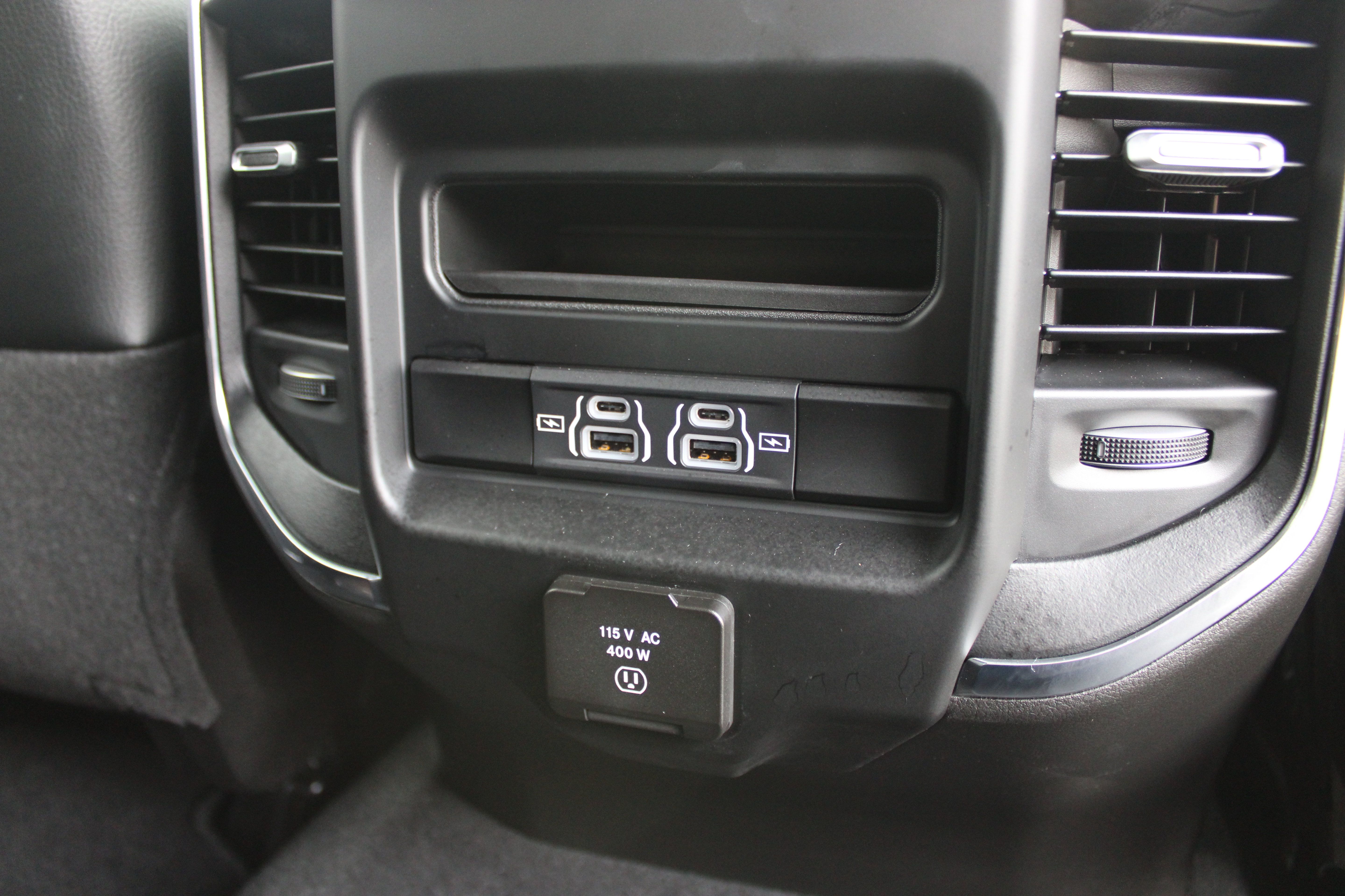 Used 2025 RAM 3500 Laramie w/ Night Edition AWD/4WD image 19