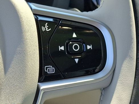 New 2025 Volvo XC60 T8 Plus w/ Protection Package Premier image 15