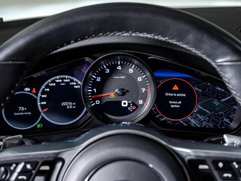 Certified 2023 Porsche Cayenne S AWD/4WD image 21