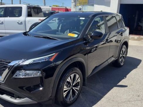 Used 2023 Nissan Rogue SV AWD/4WD image 1
