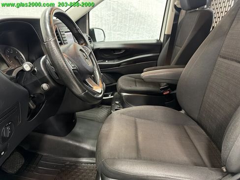 Used 2020 Mercedes-Benz Metris image 17