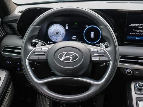Used 2024 Hyundai Palisade Calligraphy image 17