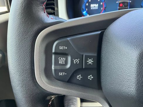 Used 2025 Ford Bronco Heritage Edition AWD/4WD image 32