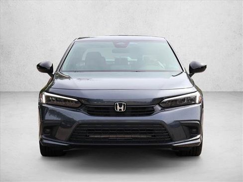 Used 2024 Honda Civic Sport image 2