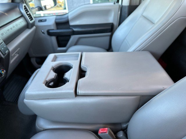 Used 2018 Ford F550 4x4 Regular Cab Super Duty image 26