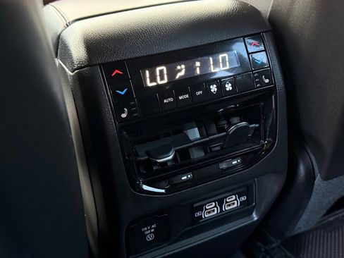 Used 2023 Jeep Grand Cherokee Summit w/ Luxury Tech Group V image 22