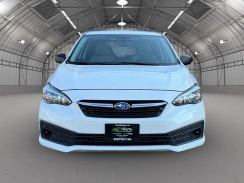Used 2021 Subaru Impreza 2.0i image 2