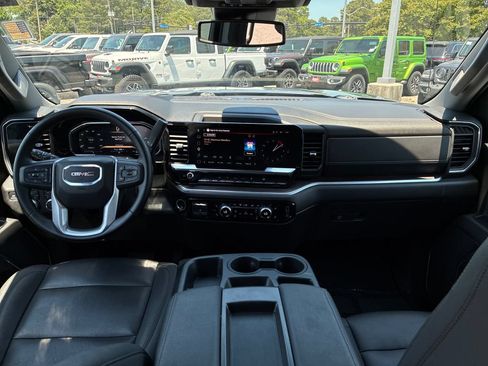 Used 2026 GMC Sierra 1500 SLT AWD/4WD image 13