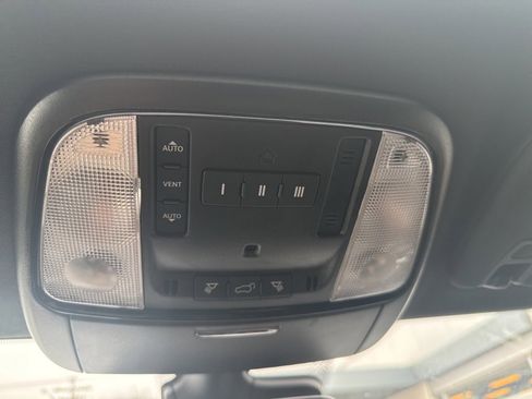 Used 2023 Dodge Durango R/T image 52