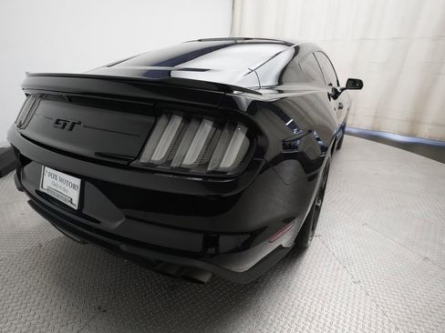 Used 2018 Ford Mustang GT w/ Black Accent Package RWD image 13