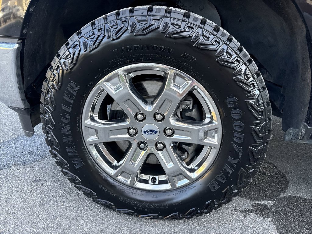 Used 2021 Ford F150 XLT w/ Equipment Group 302A High AWD/4WD image 8