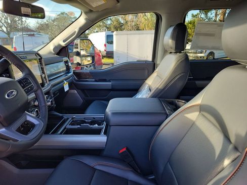New 2026 Ford F350 Lariat w/ Black Appearance Package AWD/4WD image 9