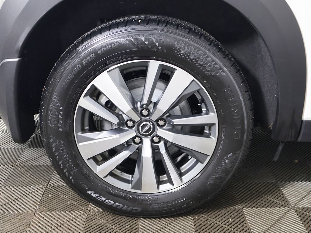 Used 2024 Nissan Pathfinder SL AWD/4WD image 24