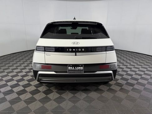 Used 2026 Hyundai Ioniq 5 SE RWD image 9