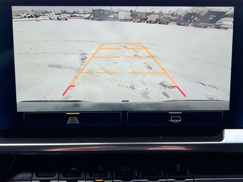 Used 2022 Chevrolet Silverado 1500 LT image 28