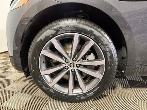 New 2026 Jaguar F-PACE R-Dynamic S image 9