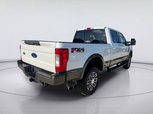 Used 2017 Ford F250 King Ranch w/ FX4 Off-Road Package AWD/4WD image 3