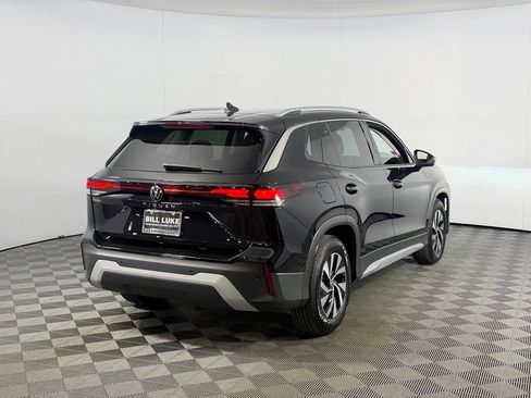 Used 2026 Volkswagen Tiguan S FWD image 8