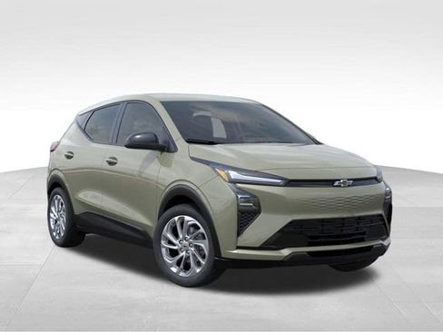 New 2027 Chevrolet Bolt LT FWD image 7