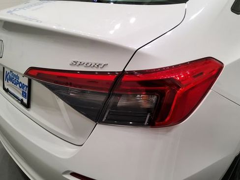 Used 2022 Honda Civic Sport image 7