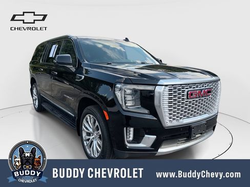 Used 2024 GMC Yukon XL Denali AWD/4WD image 1