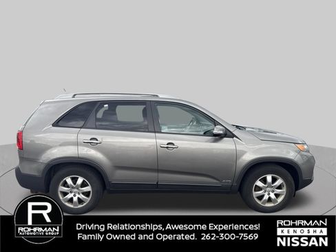 Used 2013 Kia Sorento LX AWD/4WD image 6