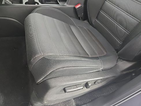 Used 2018 Honda CR-V EX image 10