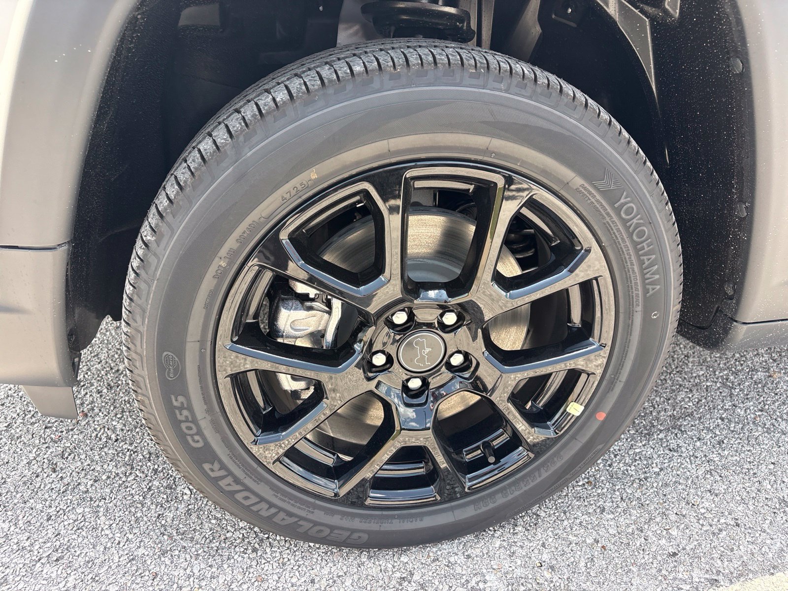New 2026 Jeep Compass Latitude AWD/4WD image 30