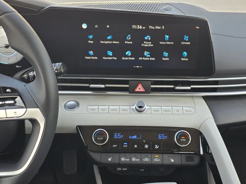 New 2026 Hyundai Elantra Limited image 15