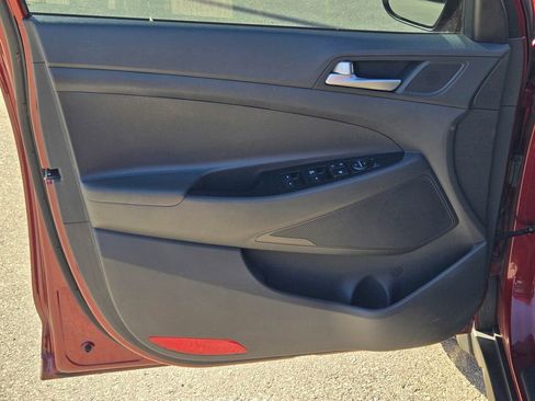 Used 2020 Hyundai Tucson SE image 25