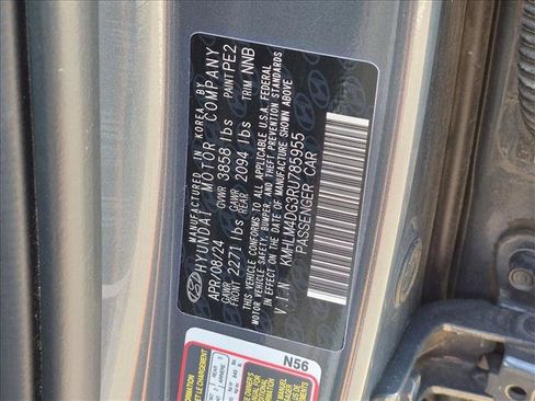 Used 2024 Hyundai Elantra SEL FWD image 23