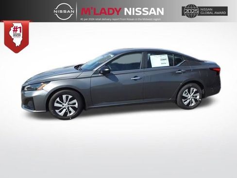 New 2025 Nissan Altima 2.5 S image 4