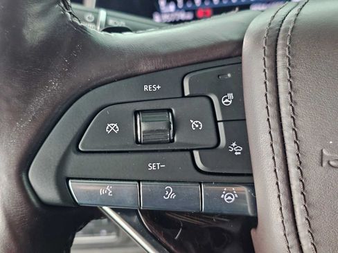 Certified 2024 Cadillac Escalade Sport Platinum AWD/4WD image 31
