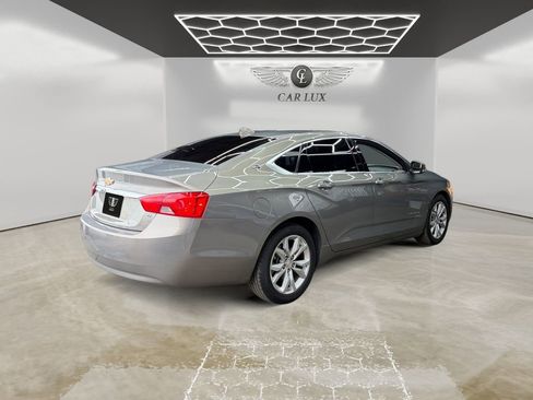 Used 2017 Chevrolet Impala LT w/ Convenience Package image 5