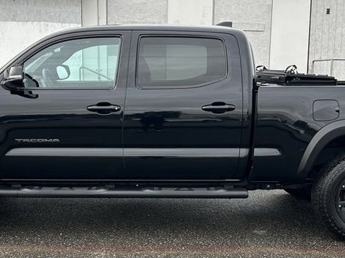 Certified 2021 Toyota Tacoma TRD Off-Road w/ TRD Premium Off Road Package image 8