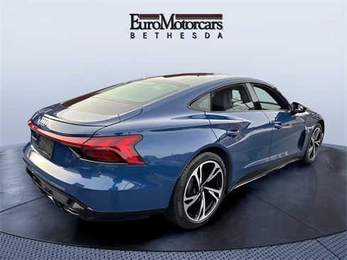 Used 2022 Audi e-tron GT Prestige image 5