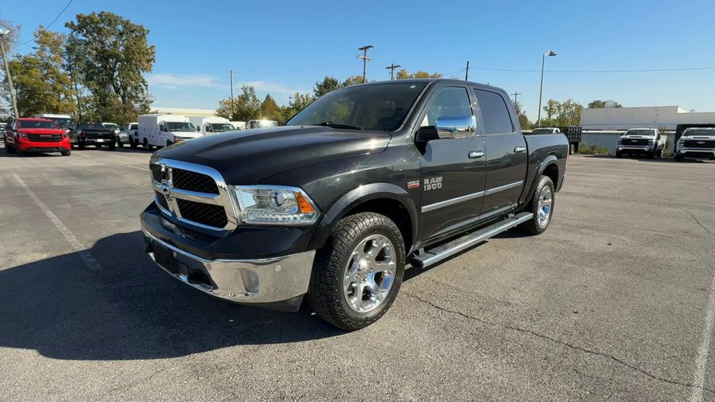 Used 2017 RAM 1500 Laramie w/ Convenience Group AWD/4WD image 4