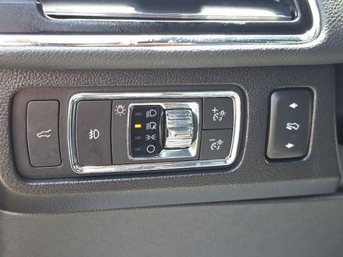 Used 2022 Lincoln Navigator Reserve AWD/4WD image 15