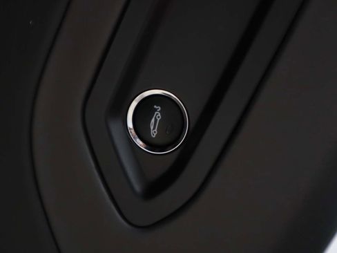 Used 2019 McLaren 720S Luxury image 17