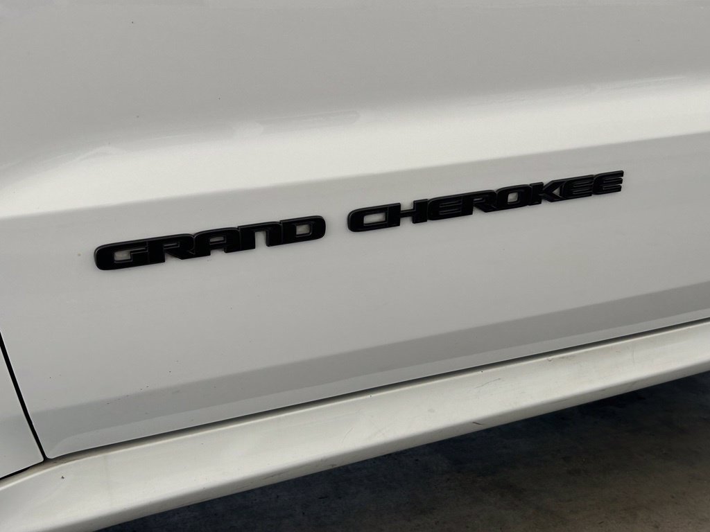 Used 2018 Jeep Grand Cherokee High Altitude RWD image 18