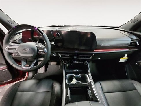 New 2026 Chevrolet Traverse Z71 w/ Enhanced Driving Package image 10