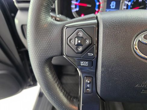 Used 2019 Toyota 4Runner Limited AWD/4WD image 18