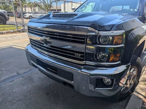 Used 2018 Chevrolet Silverado 3500 LTZ w/ Duramax Plus Package AWD/4WD image 4