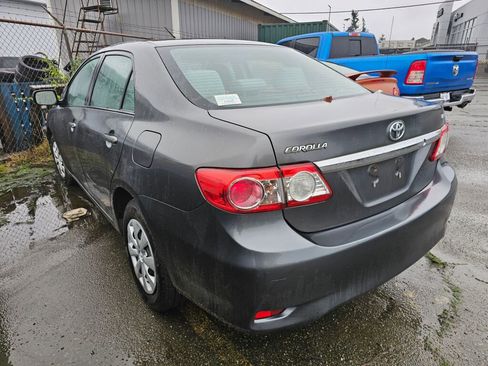 Used 2011 Toyota Corolla LE image 5